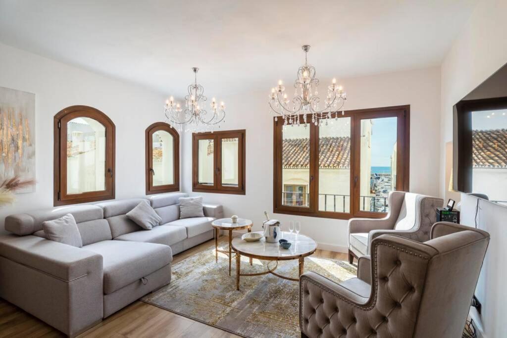 Puerto Banus Second Line, Luxury Apartement มาร์เบยา ภายนอก รูปภาพ