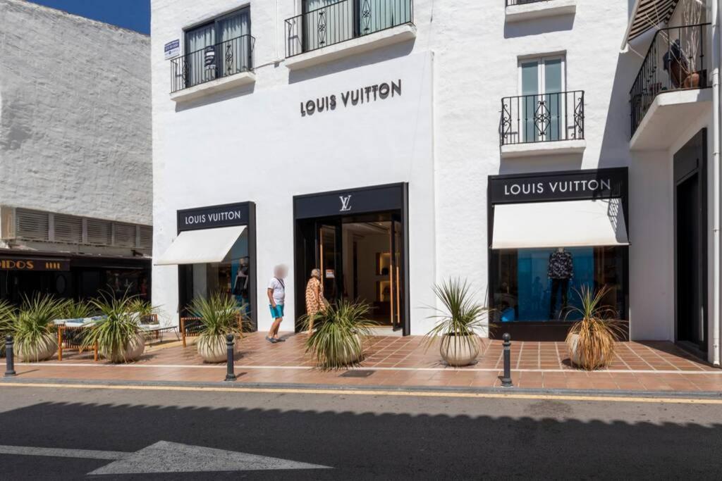 Puerto Banus Second Line, Luxury Apartement มาร์เบยา ภายนอก รูปภาพ